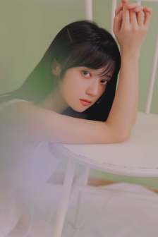 日婷婷